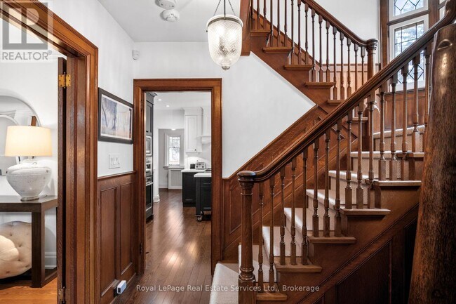Photo - 28 Thompson Ave
