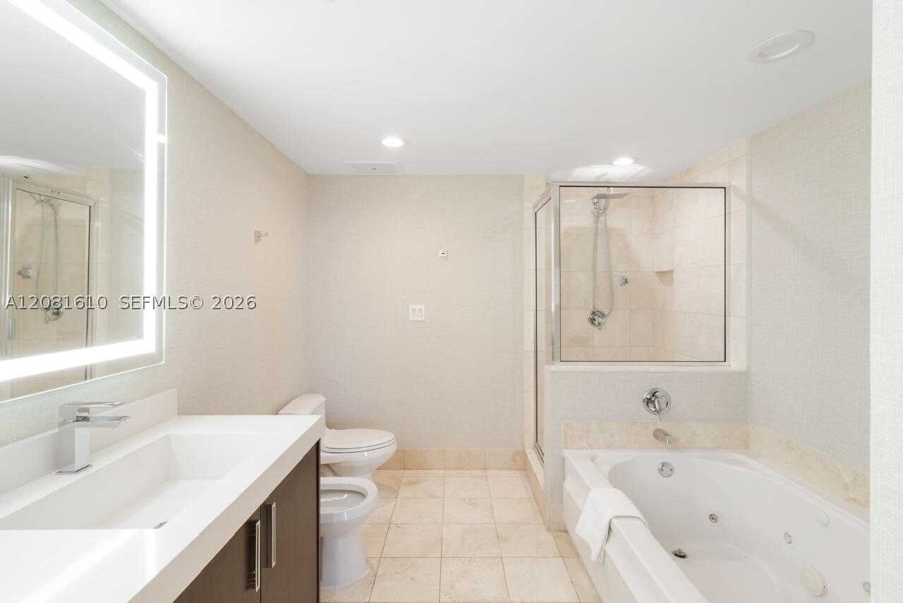 Photo - 17375 Collins Ave Unit 2008