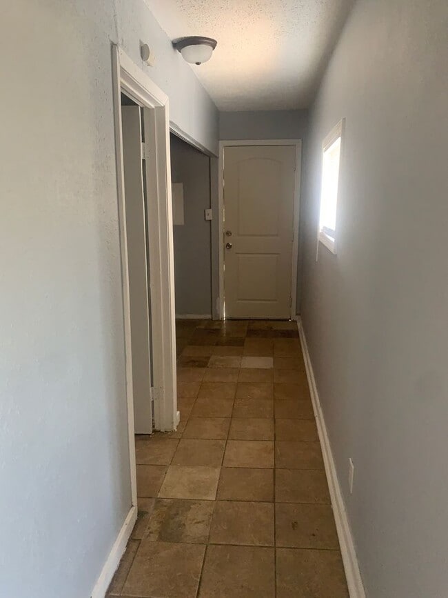 Photo - 3/2 remodeled