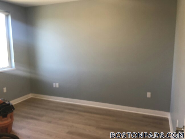 Photo - 35 S Huntington Ave Apartment Unit 401