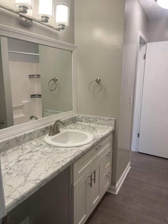 Photo - 810 Bellemeade Way