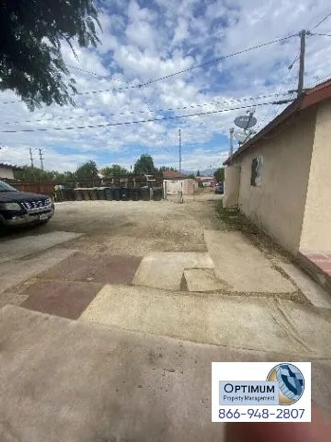 Photo - Spacious 1-Bedroom, 1-Bathroom Apartment w... Unit 165 W. O Street  C