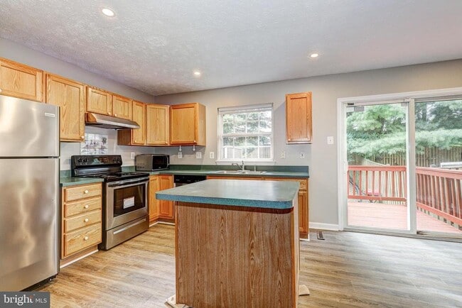 Photo - 9306 Vanguard Ct