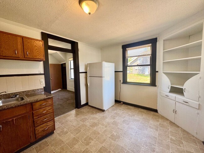 Photo - 1538 Woodland Ave NW Unidad 1538