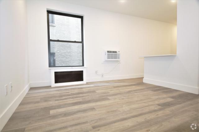 Building Photo - 1 bedroom in New York NY 10025 Unit 4L Rental