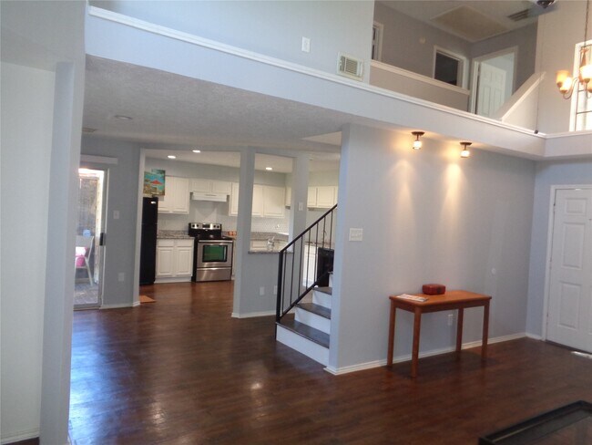 Photo - 9414 Westacre Pl