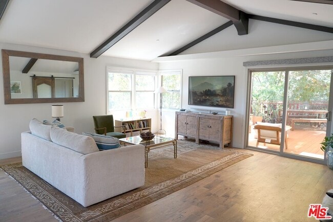 Photo - 6267 Tipton Way