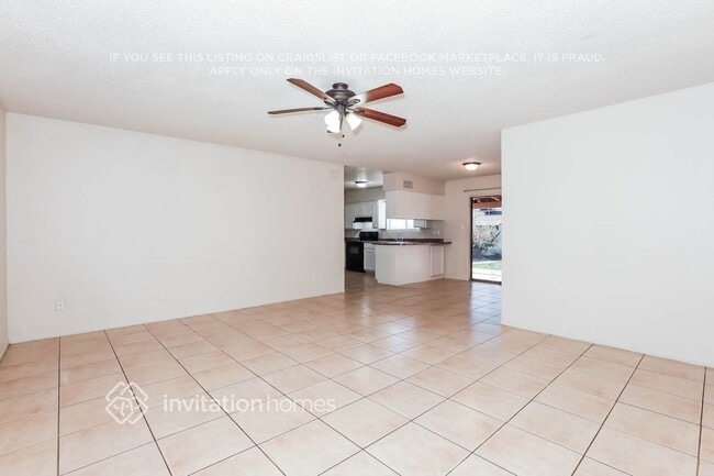 Photo - 1904 S Apache Dr