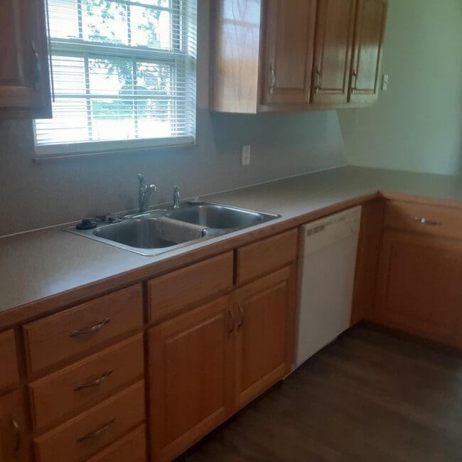 331 S Casa Grande Ave