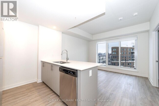 Photo - 353 Gardner St Unité 401