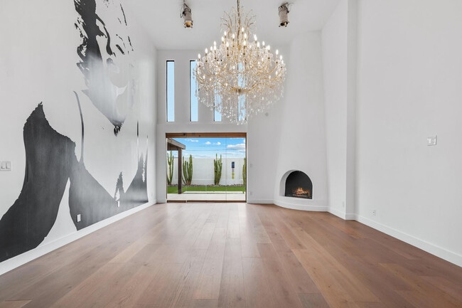 Photo - 6814 N 72nd Pl