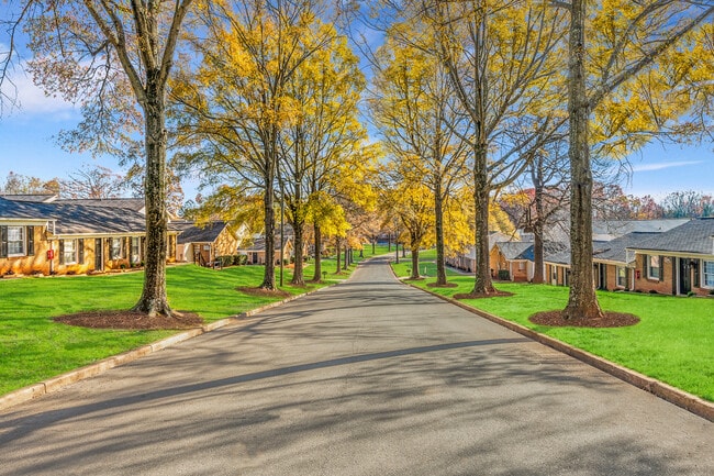 Charlotte 360 Apartments and Townhomes