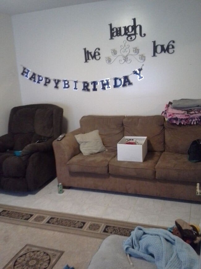 Photo - Cheeseplant Apartments Unit 2724