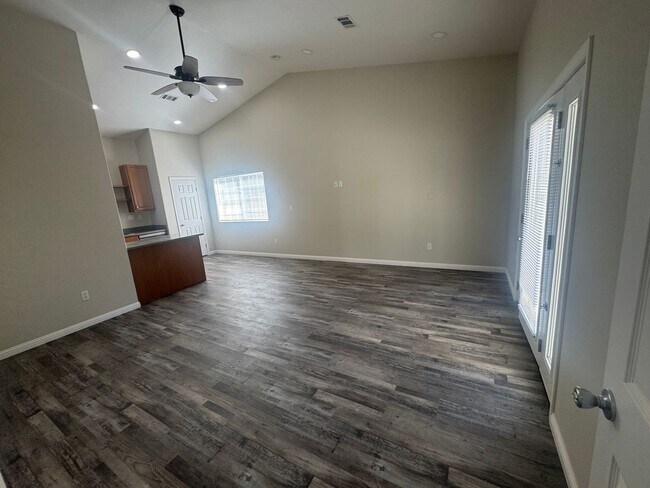 1565 Shiloh Pl