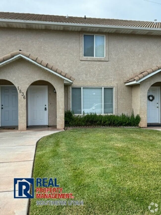 Building Photo - Dixie Downs Townhouse