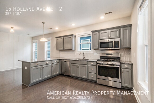 Photo - 15 Holland Ave NE Unit 2