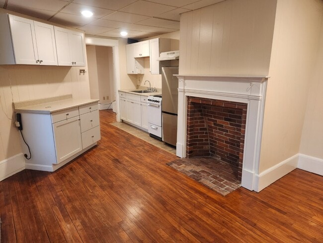 Photo - 228 Water St Unit Apt 2