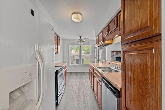 Photo - 4712 Ashbury Ln