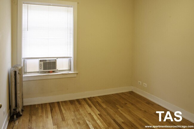 1920 W Winona St Unit 1