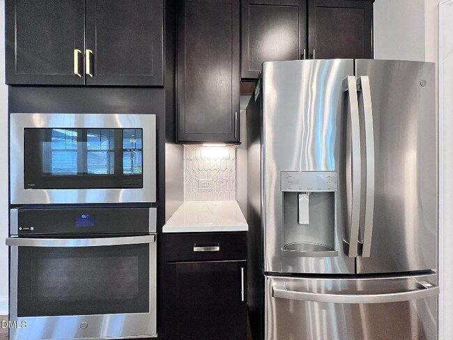 Photo - 413 Canyon Spring Trl