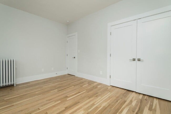 4 Elko St