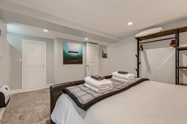 Photo - 2990 Elm St Unit B