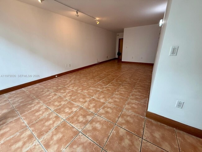 Photo - 2539 S Bayshore Dr Unit 226AR