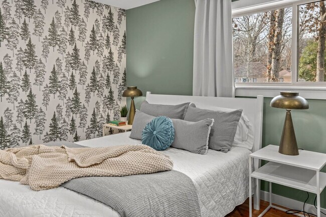 201 N Dogwood St Unit SI ID1241305P