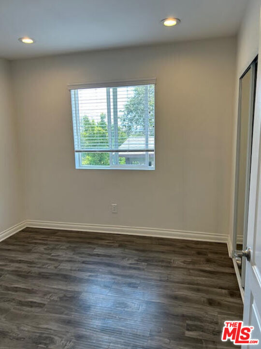 Photo - 529 Benton Wy Apartment