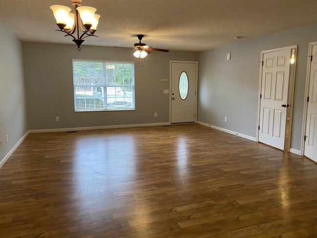 Photo - 2916 Patrick Ave