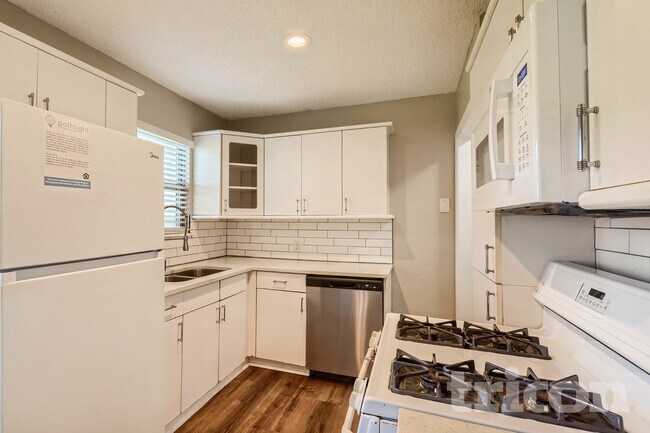 Photo - 10630 Newcombe Dr
