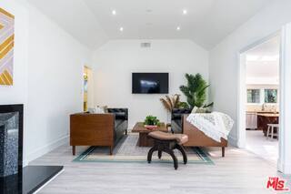 Photo - 11331 Isleta St