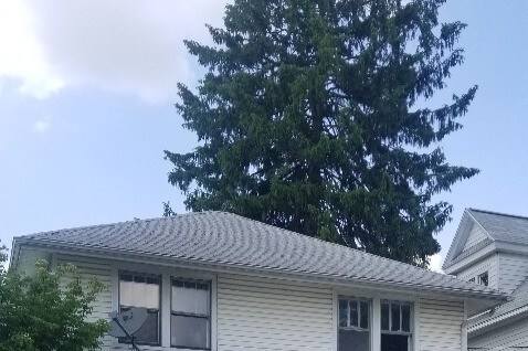 Photo - 630 Perry Ave SW