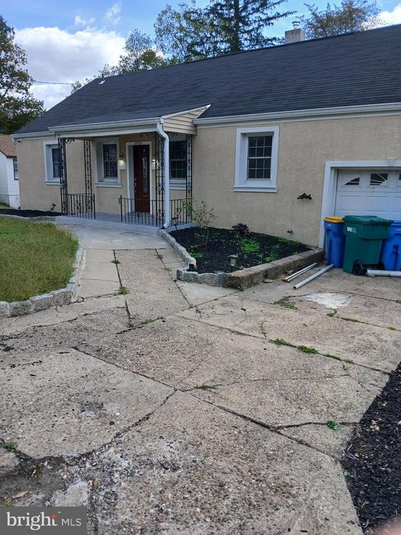 Photo - 1715 Hazel Ave