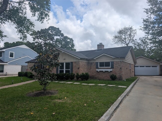 Photo - 4034 Shady Springs Dr