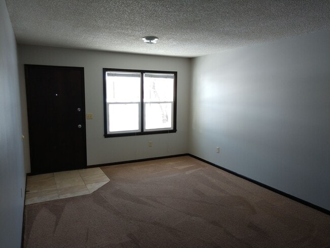 Photo - 2 Bedroom Duplex located on East Side of MHK!
