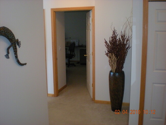 Photo - 2 Bedroom, 2 Bathroom Townhouse