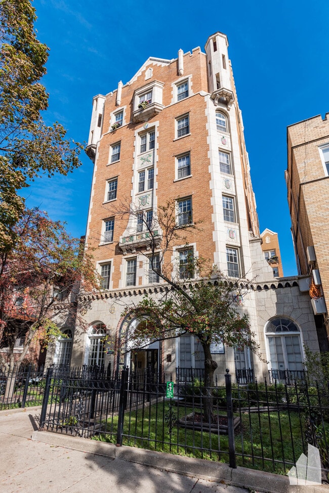 Photo - 4521 Malden St Unidad 207