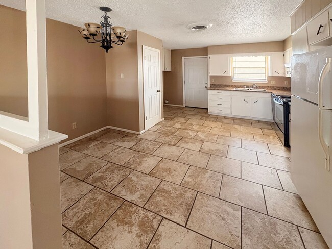 Photo - 519-521 East Sunset Circle Unit 519