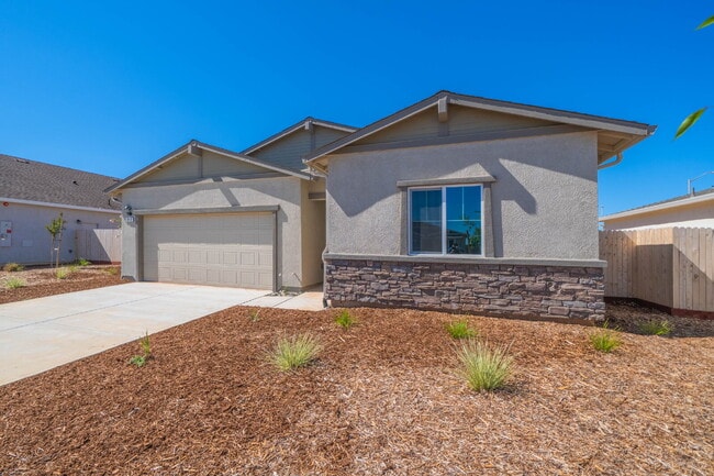 Photo - Spacious New 4/2 in Shastina Ranch!
