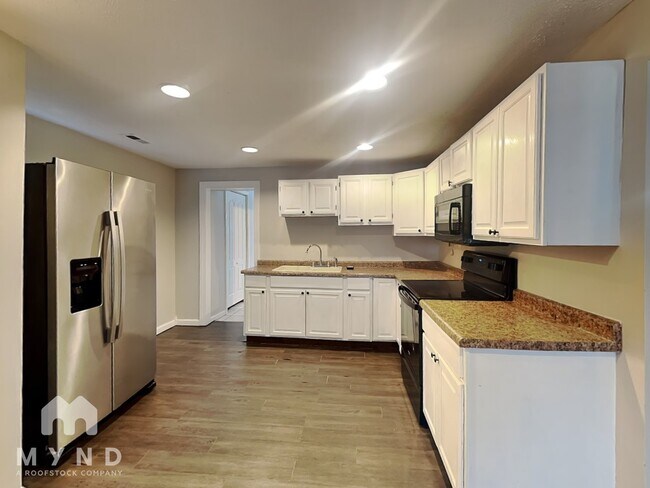 Photo - 314 S Pennsylvania St