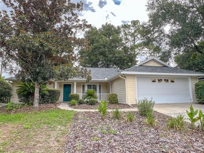 Building Photo - 8414 SW 66th Ln