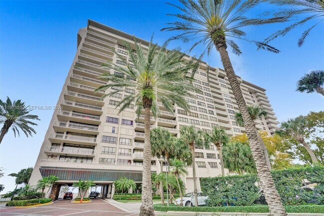 Photo - 3 Grove Isle Dr Unit C603