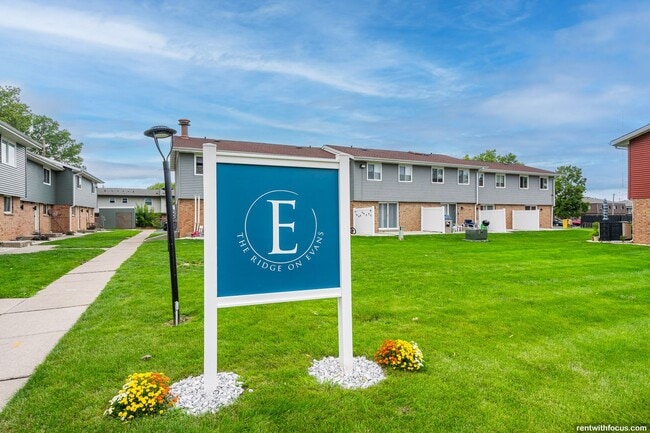 Photo - The Ridge on Evans