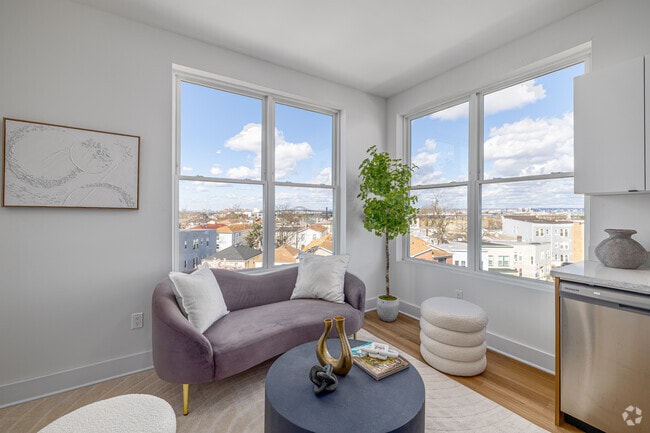 1BR, 1BA - 422SF - Living Room