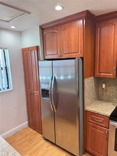 Photo - 851 NE 209th Terrace Unidad 202