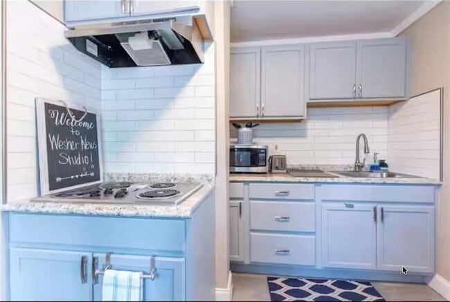 Photo - 235 Walnut St NW