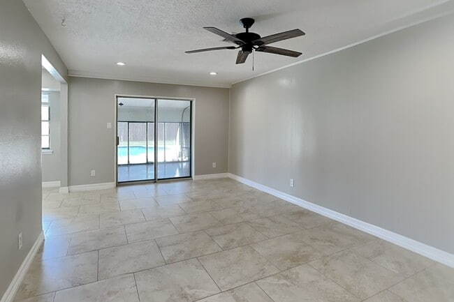 Photo - 10503 Kirkdale Dr