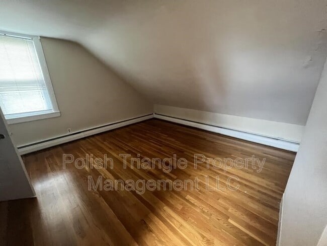 Building Photo - 39 Mayhew St Unit 2 Rental