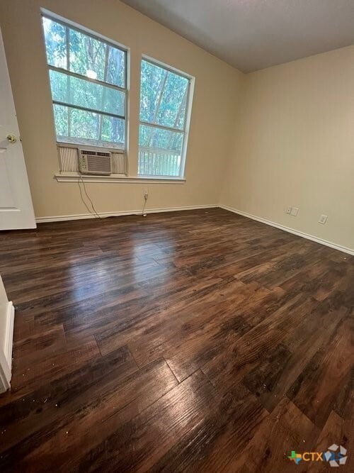 Building Photo - 443 Lindsey St Rental